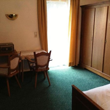 Feriengaestehaus Glockenstuhl Zell am See Habitación foto