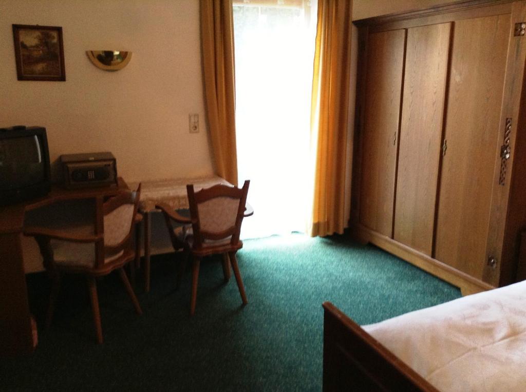 Feriengaestehaus Glockenstuhl Zell am See Habitación foto